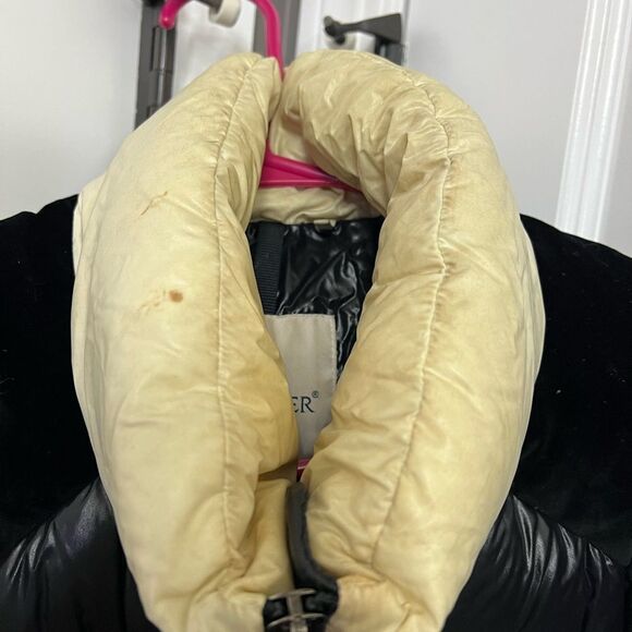 1 dat sale!!!! Moncler chouelle Black Puffer Jacket - Picture 15 of 15